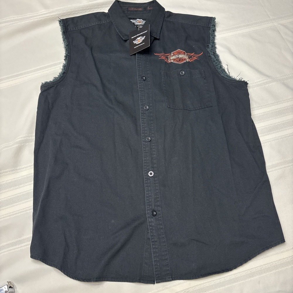 NWT L Harley-Davidson Black Sleeveless Button-Down Vest Shirt Flame Embroidery